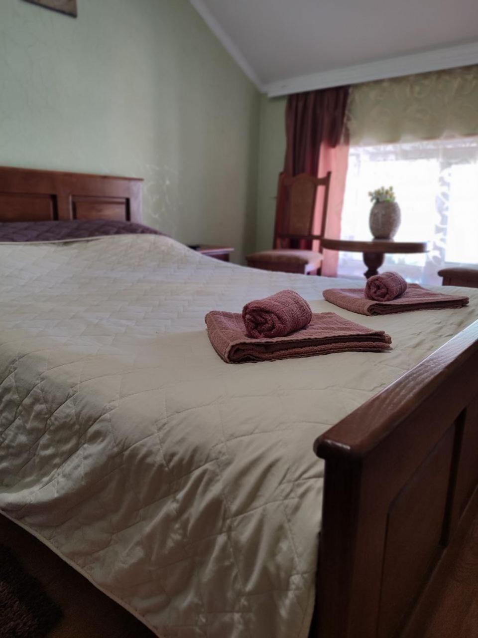 Diamond De Luxe Appartement Kolomiya Buitenkant foto