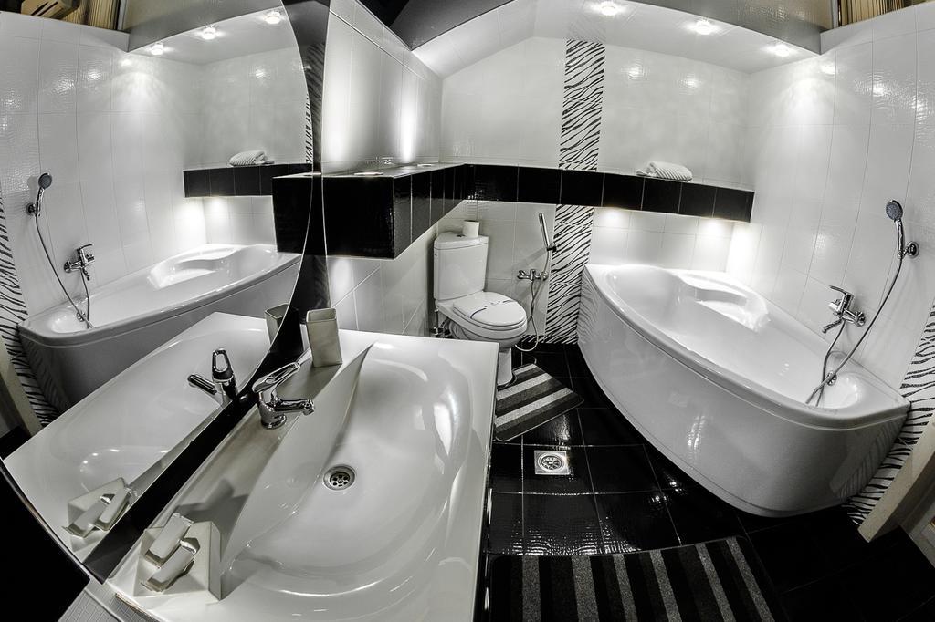 Diamond De Luxe Appartement Kolomiya Buitenkant foto