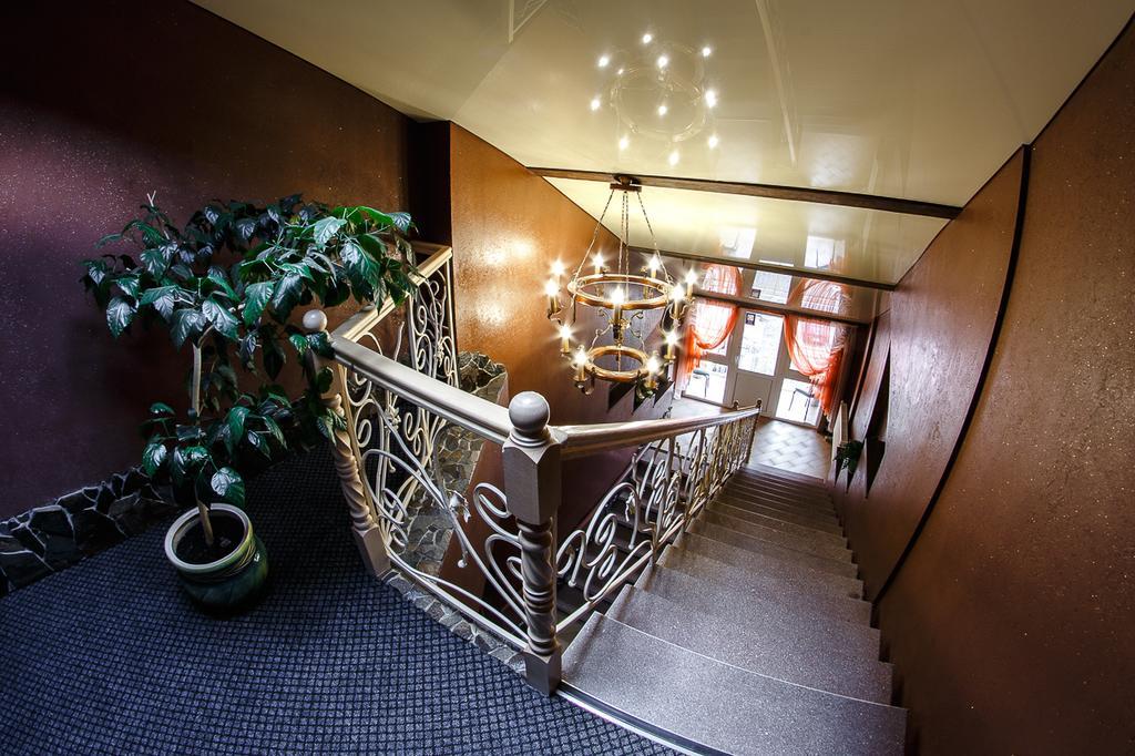 Diamond De Luxe Appartement Kolomiya Buitenkant foto