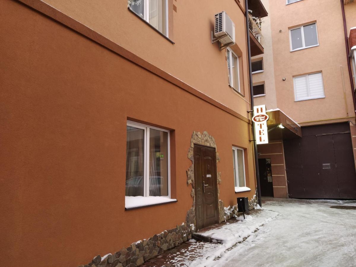 Diamond De Luxe Appartement Kolomiya Buitenkant foto